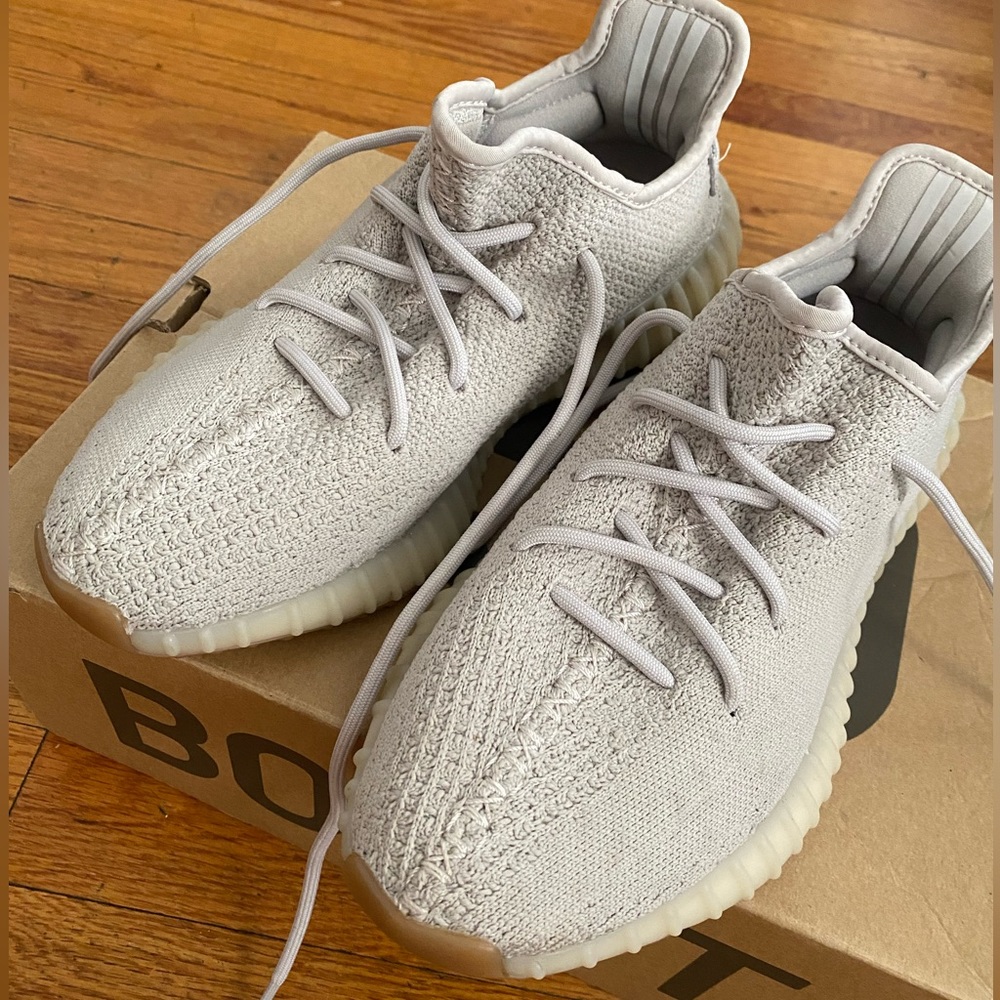 YEEZYS SESAME